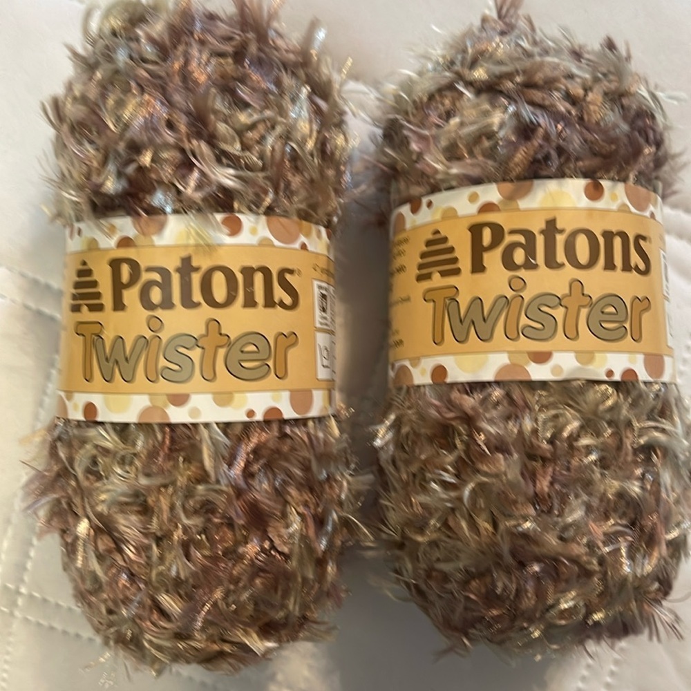 Yarn-Patons Twister